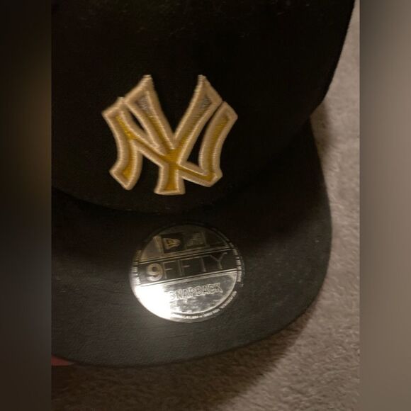 New York Yankees Basic 59FIFTY Fitted hat - Picture 4 of 9